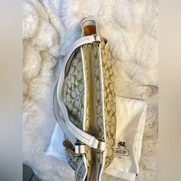 Coach Park Carrie Signature Light Khaki Parchment Beige Leather Weekender Tote - Picture 9 of 12